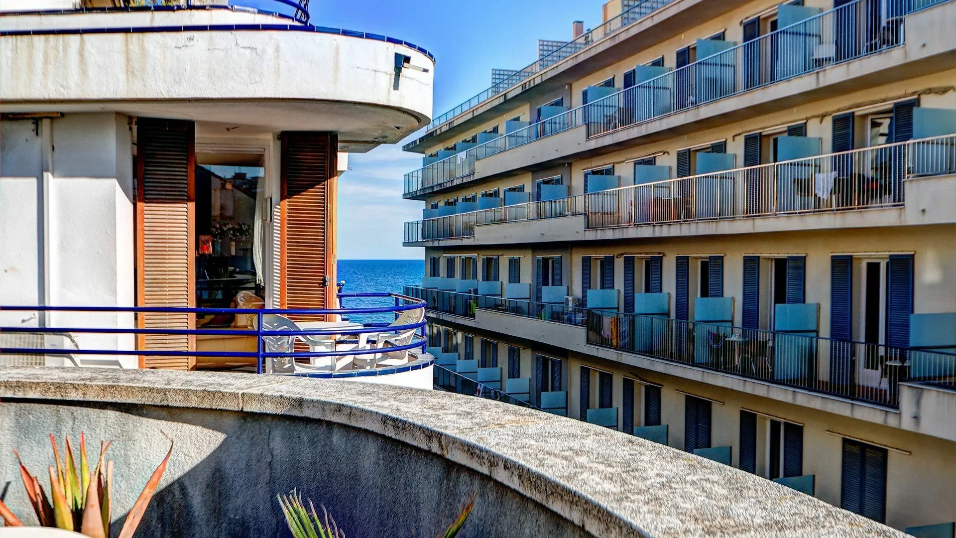Apartment The Roof Top Duplex Sitges